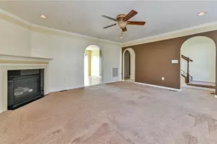 209 Ascot Ct, Moon/Crescent Twp, PA 15108 - Photo 3