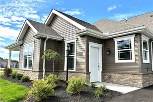 134 Independence Dr, Jefferson Township, PA 16023 - Photo 1