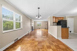 8 Allendale Pl, Pittsburgh, PA 15228 - Photo 9