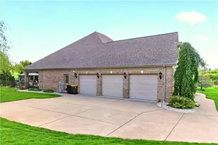 619 Sontino Dr, Rostraver, PA 15012 - Photo 3