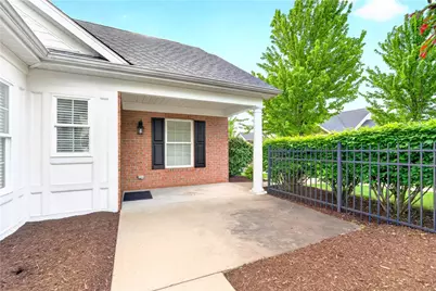 2104 Isleworth Ln, Cranberry Township, PA 16066 - Photo 5