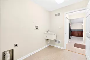 2104 Isleworth Lane, Cranberry Township, PA 16066 - Photo 37