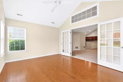2104 Isleworth Ln, Cranberry Township, PA 16066 - Photo 9