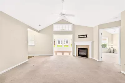 2104 Isleworth Ln, Cranberry Township, PA 16066 - Photo 13