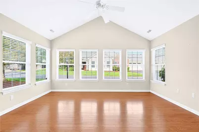 2104 Isleworth Ln, Cranberry Township, PA 16066 - Photo 7