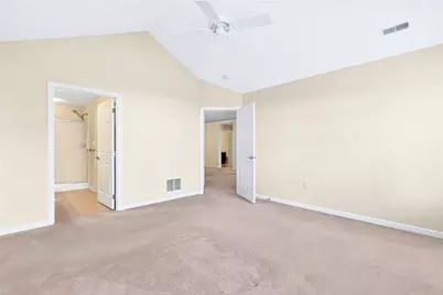 2104 Isleworth Ln, Cranberry Township, PA 16066 - Photo 33