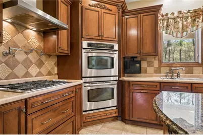 12288 Carmichael Cir, North Huntingdon, PA 15642 - Photo 17