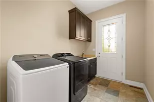 9807 Sumner Dr, Pittsburgh, PA 15101 - Photo 19