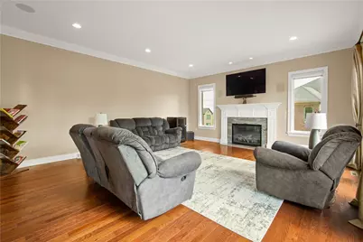 9807 Sumner Dr, Pittsburgh, PA 15101 - Photo 15