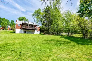 19 Locust Ln, Pittsburgh, PA 15241 - Photo 3