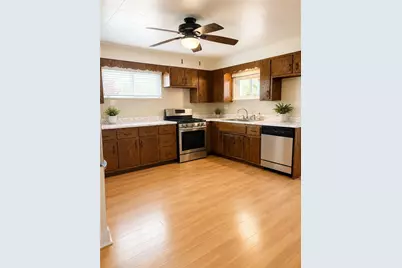 9155 Maple St, Pittsburgh, PA 15239 - Photo 5