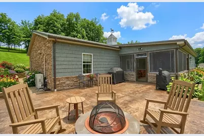 4038 State Route 156, Kiskiminetas Township, PA 15618 - Photo 5
