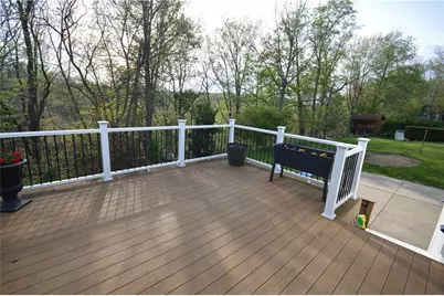 9513 Saratoga Dr, Pittsburgh, PA 15237 - Photo 7