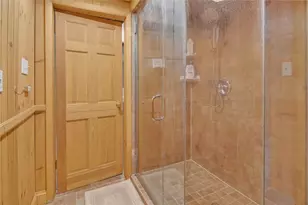 462 Greenhurst Dr, Pittsburgh, PA 15243 - Photo 39