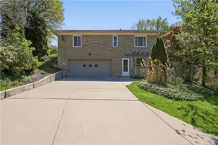 462 Greenhurst Dr, Pittsburgh, PA 15243 - Photo 45