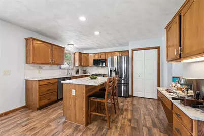 1000 Chinaberry Ct, Penn Twp, PA 15636 - Photo 9