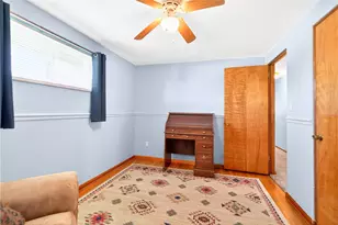 1142 W Laurel Cir, Mount Pleasant Township, PA 15666 - Photo 25