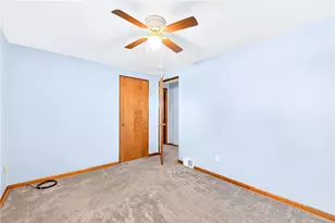 1142 W Laurel Cir, Mount Pleasant Township, PA 15666 - Photo 27
