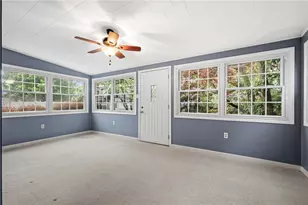 136 Kenney Dr, Leet Township, PA 15143 - Photo 11