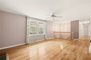136 Kenney Dr, Leet Township, PA 15143 - Photo 5