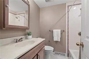 136 Kenney Dr, Leet Township, PA 15143 - Photo 17