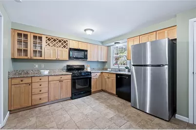 136 Kenney Drive, Leet Township, PA 15143 - Photo 3