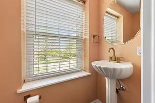 612 Lexington Dr, Hopewell Township, PA 15001 - Photo 17