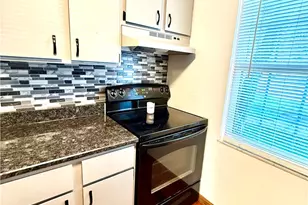 312 Parkwood Dr, Cranberry Township, PA 16066 - Photo 7
