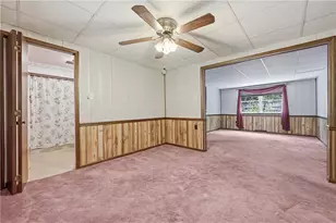 2983 Edgecliff Rd, Lower Burrell, PA 15068 - Photo 15