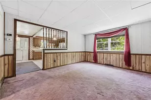 2983 Edgecliff Rd, Lower Burrell, PA 15068 - Photo 11