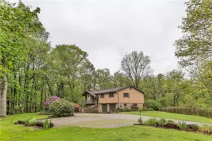 318 Hines Ln, Salem Township, PA 15632 - Photo 3