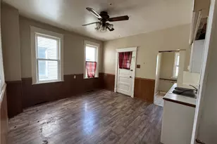419 Bartram Ave, New Castle, PA 16101 - Photo 9