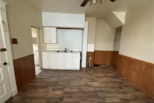 419 Bartram Ave, New Castle, PA 16101 - Photo 11
