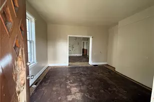 419 Bartram Ave, New Castle, PA 16101 - Photo 7