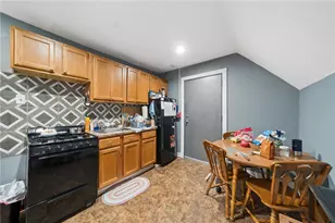 5715 E Liberty Blvd, Pittsburgh, PA 15206 - Photo 5