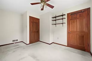 122 Mason Dr, Pittsburgh, PA 15116 - Photo 21