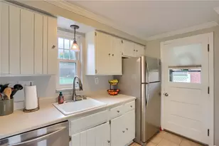 2016 Sunnydale Rd, Scott Township, PA 15243 - Photo 15
