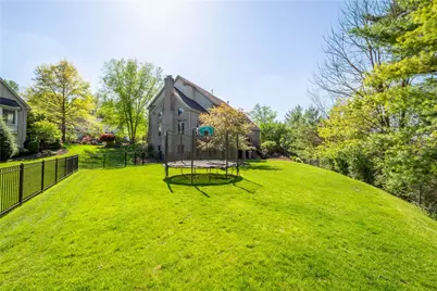 1864 Winchester Dr, Pittsburgh, PA 15241 - Photo 45