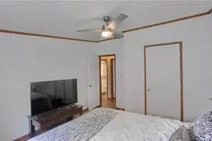 123 Merle Ln, Scott Township, PA 16101 - Photo 33