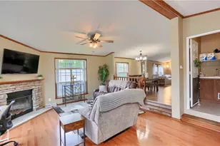 123 Merle Ln, Scott Township, PA 16101 - Photo 13
