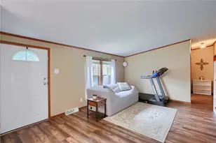 123 Merle Ln, Scott Township, PA 16101 - Photo 23