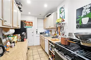 5656 Northumberland St, Pittsburgh, PA 15217 - Photo 9