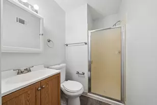 2785 Bingham Dr, Pittsburgh, PA 15241 - Photo 15