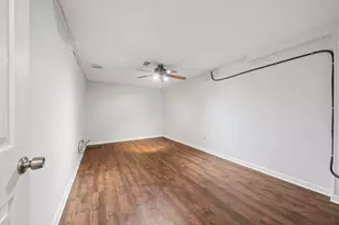 2785 Bingham Dr, Pittsburgh, PA 15241 - Photo 3