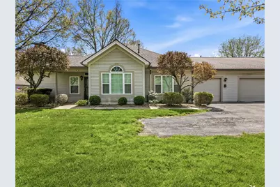 19 Stone Ridge Blvd, Hermitage, PA 16148 - Photo 1