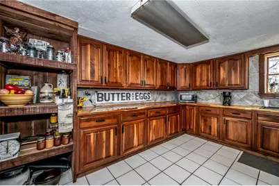 64 E 1st St, Burnside, PA 15721 - Photo 7