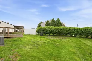 235 Princeton Dr, Center Township, PA 15001 - Photo 31