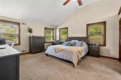 1122 Hillsview Ter, Green Tree, PA 15220 - Photo 23