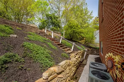 1122 Hillsview Ter, Green Tree, PA 15220 - Photo 43