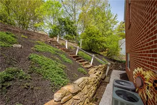 1122 Hillsview Terrace, Green Tree, PA 15220 - Photo 43